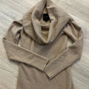 Alex Marie Sweater Small